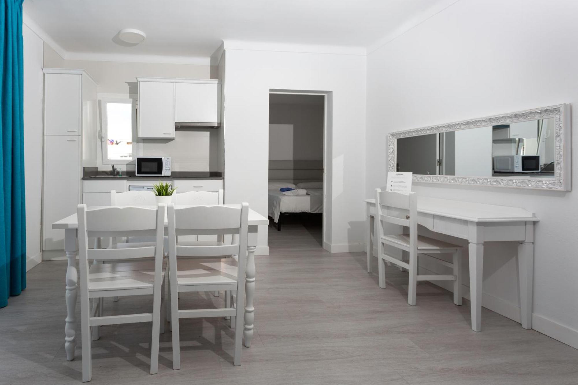 Ferrera Suites كالا فيريرا المظهر الخارجي الصورة